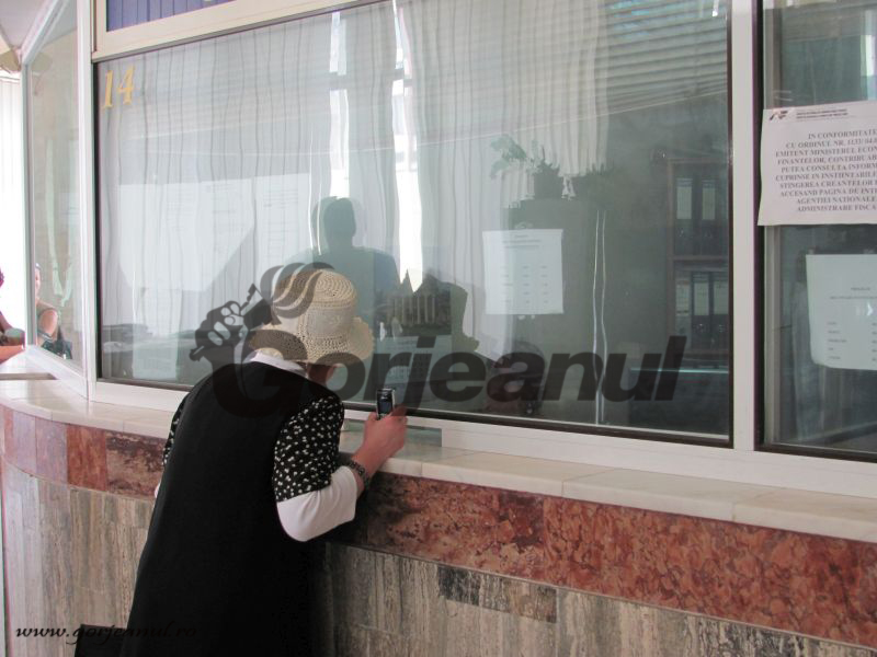 Clarificări pentru contribuabilii din judeţ