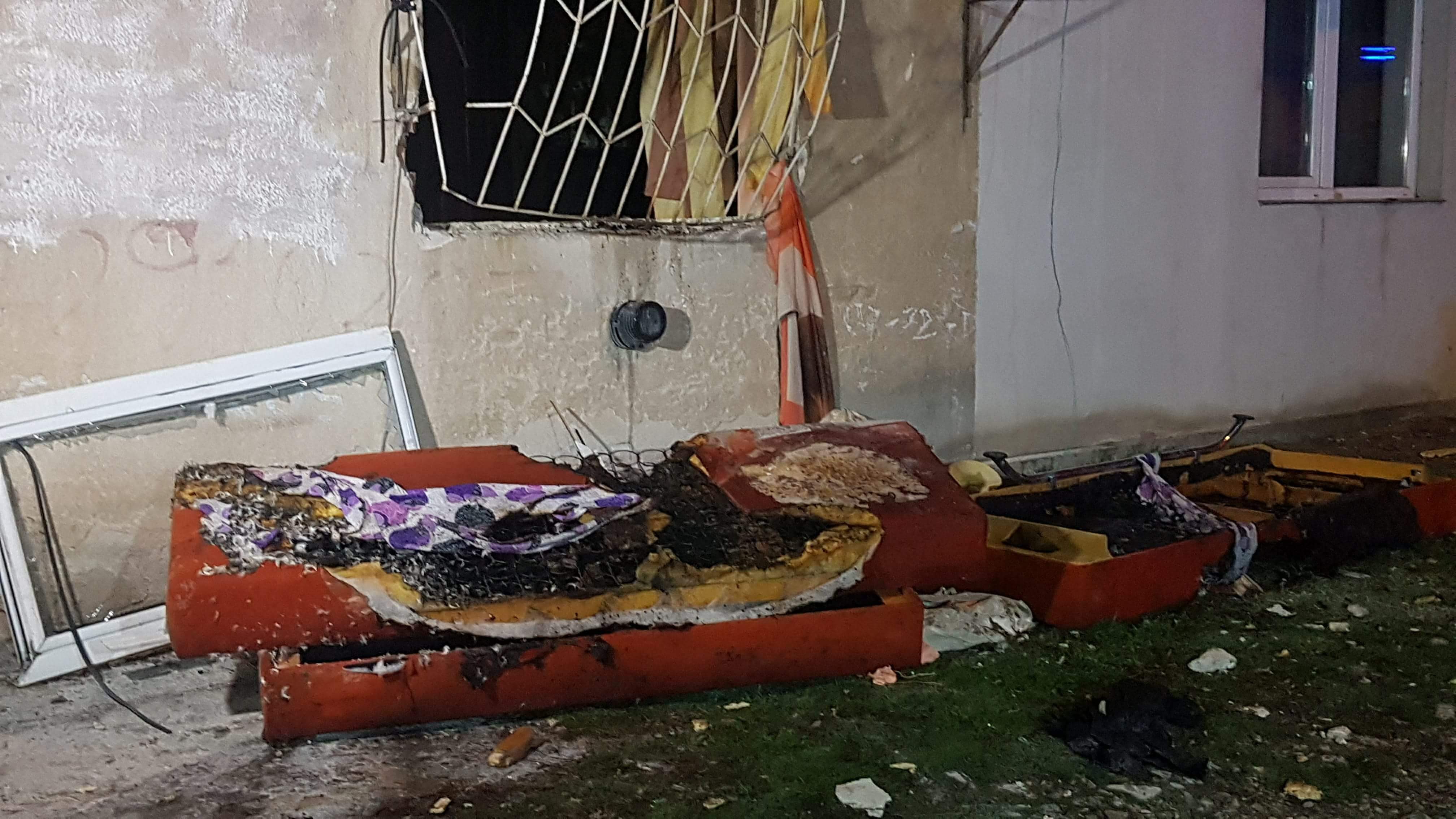 Foto: Explozie la Târgu-Jiu: Tânără cu arsuri grave