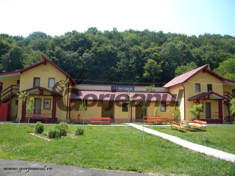 Centrul de Agrement Săcelu, inclus în programul de tabere “ARC – Centenar”