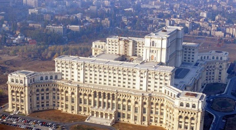 România – o țară a mersului pe dos, o țară blestemată