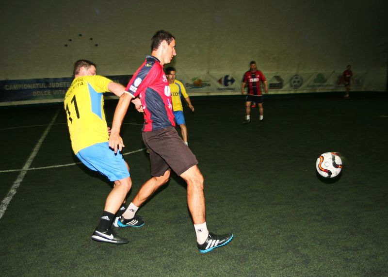 Surprize în Campionatul Județean de Minifotbal