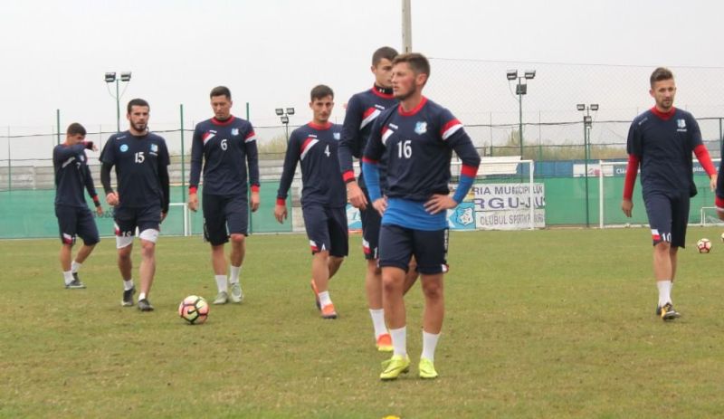 Bogoi a câştigat “vestiarul”: “Suntem o familie la Pandurii”