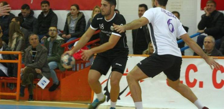 O nouă înfrângere pentru handbalişti