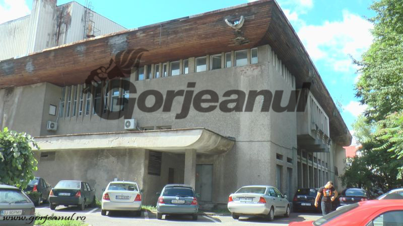 După achiziţie, încep reabilitările la Casa de Cultură a Sindicatelor