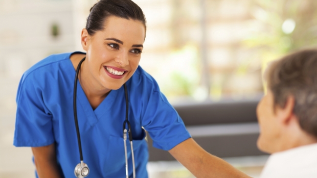 Primăria Cruşeţ recrutează un asistent medical comunitar