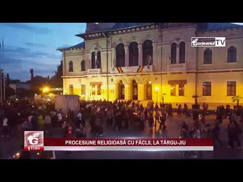 PROCESIUNE RELIGIOASĂ CU FĂCLII, LA TÂRGU-JIU