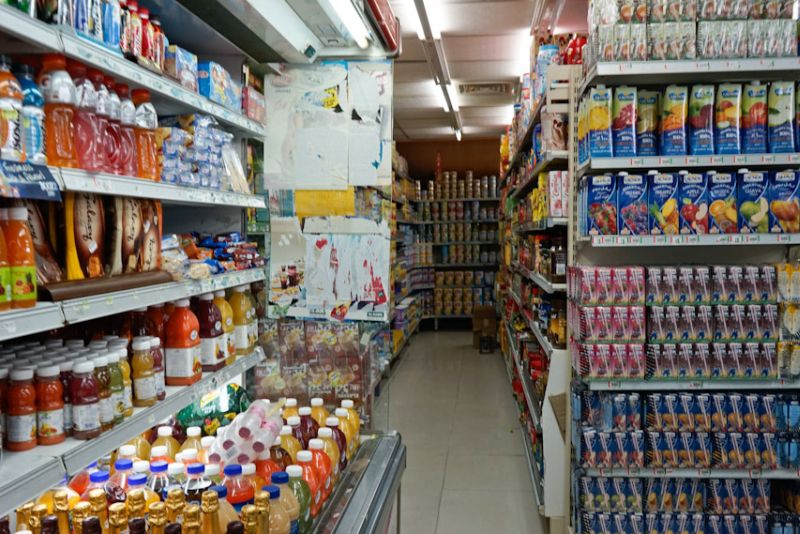 Magazin alimentar, amendat cu 50.000 lei