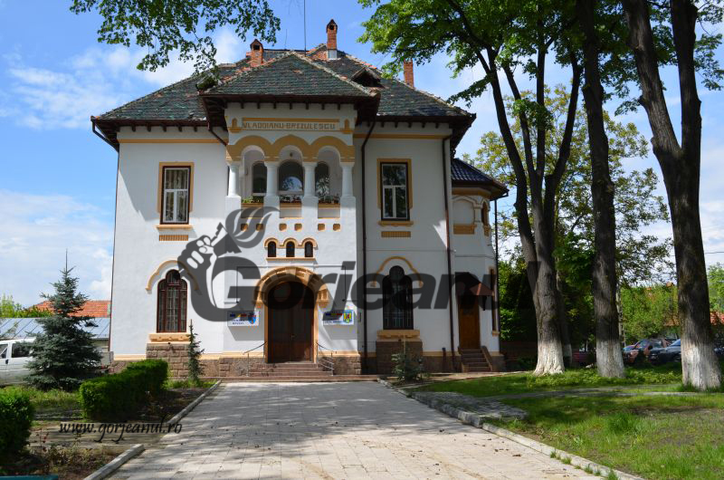 Primăria Novaci recrutează un consilier