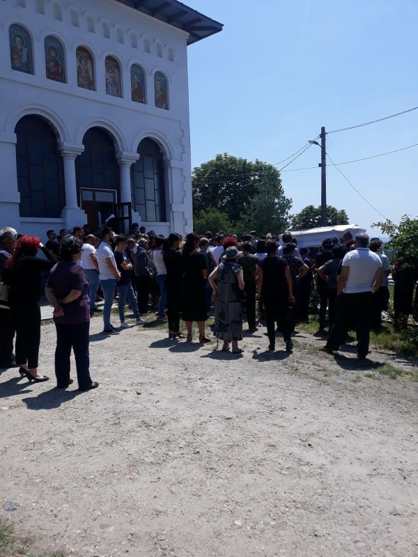 Tânăra ucisă în Belgia, condusă pe ultimul drum