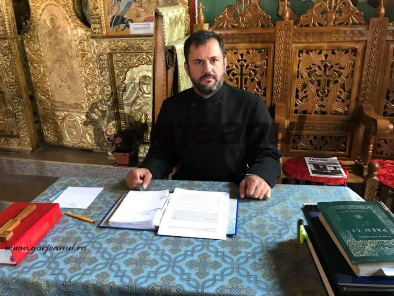 Preot Eleodor Stoichin: “Dumnezeu este iubire și, în marea Sa iubire față de oameni, pe fiecare îl înzestrează cu câte un dar”