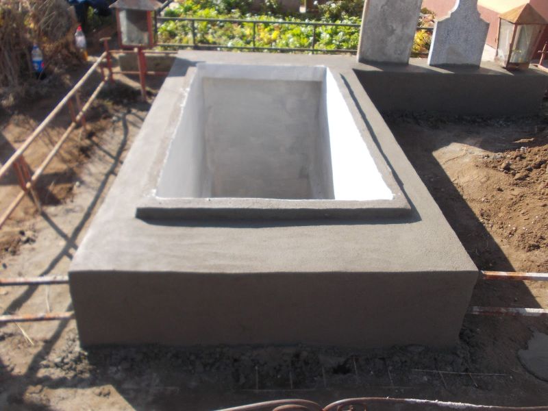 Amendă record! Sancţionat cu 60.000 de lei pentru construirea unui cavou