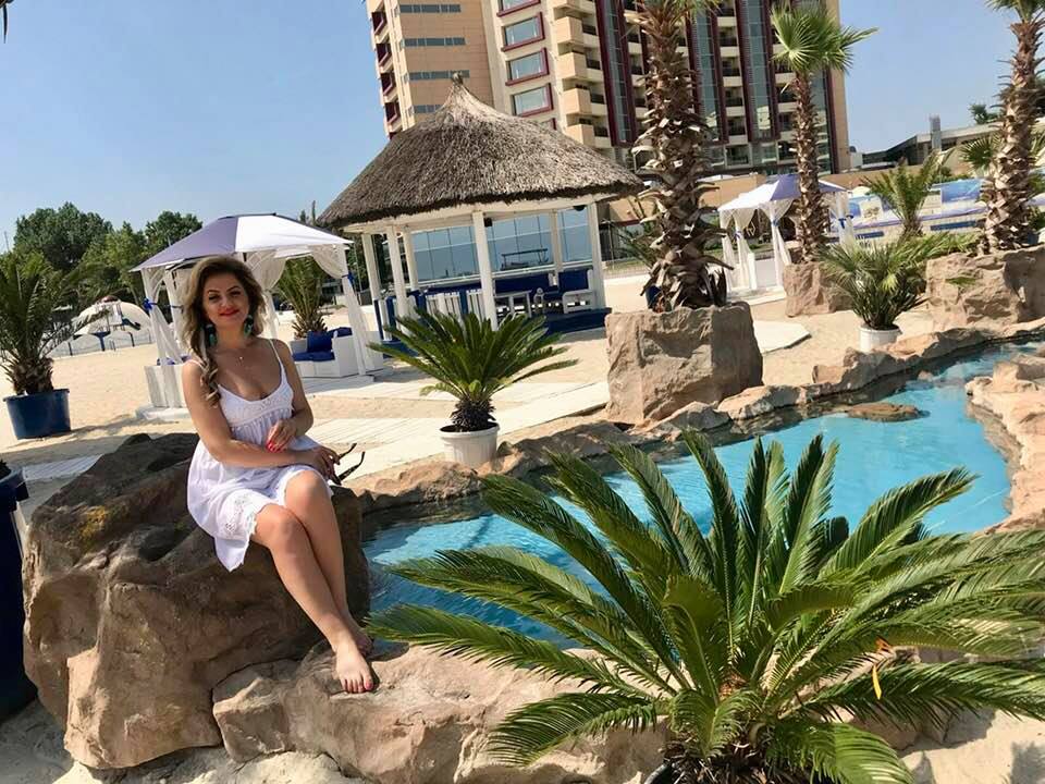 Vacanță de vis pentru Roberta Crintea, la malul Mării Negre