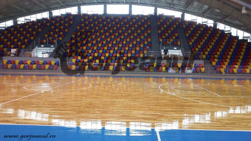 Constructorul Sălii vine la Târgu-Jiu pentru a remedia problemele