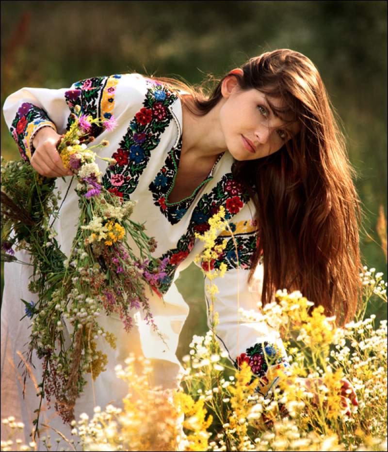 Tradiţii şi superstiţii de Sânziene