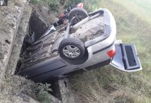 FOTO: Familie implicată într-un accident spectaculos