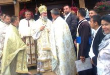 Sfântă Liturghie Arhierească la resfinţirea Bisericii din Parohia Vârţ, Oraşul Rovinari, Protopopiatul Târgu-Jiu Sud