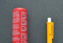 Pompa de absorbţie a veninului este ajutorul de nădejde al celor mușcați de șerpi