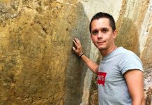 Desene rupestre de pe Cheile Sohodolului, fotografiate de istoricul Andrei Popete Pătrașcu