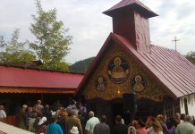 Sfântă Liturghie Arhierească la resfinţirea Bisericii din Parohia Maghereşti, comuna Săcelu, judeţul Gorj