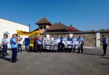 Și-au strigat nemulțumirile! – Sindicate din trei penitenciare au cerut ieri, la Târgu-Jiu, demisia ministrului Tudorel Toader