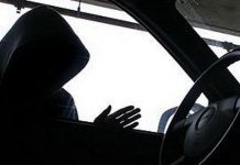 Trei tineri sunt acuzați că jefuiau mașini în Târgu-Jiu! Unul dintre ei a ajuns în arest