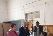 FOTO: Senatorul Cârciumaru a votat pentru normalitate