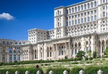 Proiect: Acces gratuit în Casa Poporului pentru tinerii gorjeni