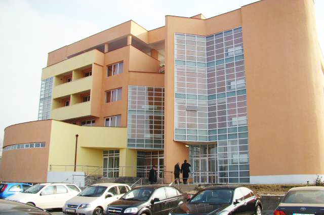 ucb complex debarcader