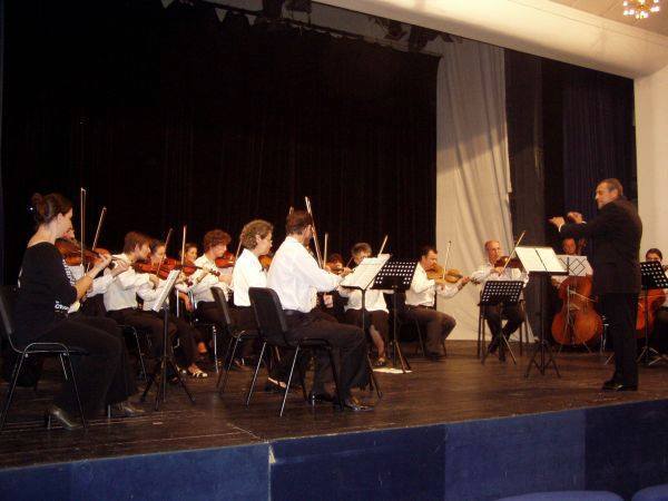 48339944_210879353175034_959126326738944000_n