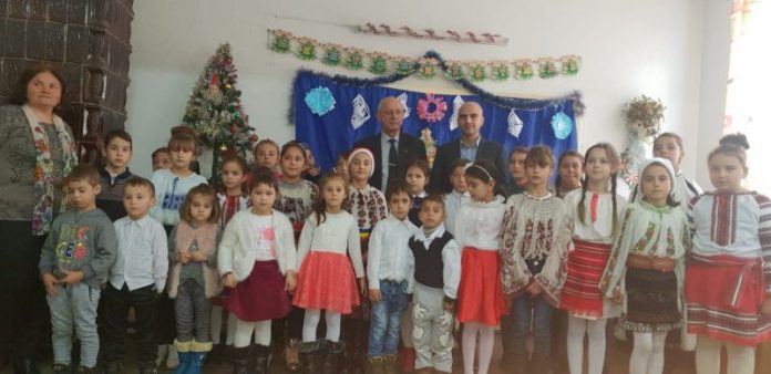 48397434_348119685920995_519105235046629376_n