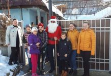 Copiii și bătrânii din Drăguțești au primit cadouri de la organizația locală a PSD!