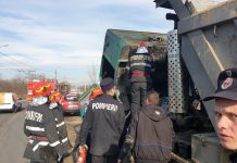 FOTO: Autocamion cuprins de flăcări, la Târgu-Jiu