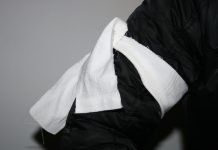 Protest cu banderole albe, la Parchetul Gorj