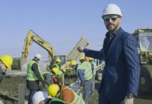 Șapte primari din Gorj se alătură protestului ,,15 minute”, iniţiat de suceveanul cu autostrada de un metru! Mandachi: ,,Este senzațional!”