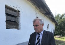 Școală reabilitată complet. Scapă de WC-ul din fundul curții!