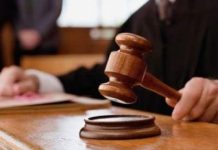 Ani de pușcărie pentru că și-a înjunghiat mortal prietenul