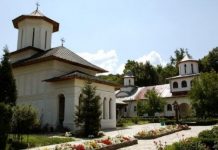 Mănăstirea «Sfânta Treime» de la Strâmba-Jiu, la 500 de ani de existenţă