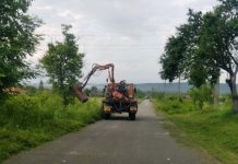 VIDEO: După ce localnicii au prestat gratis – La Cîlnic a apărut și o firmă care lucrează pe bani