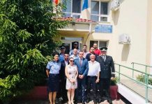 Gest nobil din partea polițiștilor gorjeni pentru mămicile de la Centrul Maternal