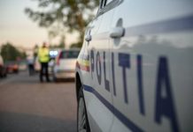 Reținut după ce a condus un moped, fără a deține permis