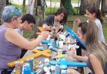 Tabără de pictură religioasă. Vor să facă o cruce de peste 2 metri