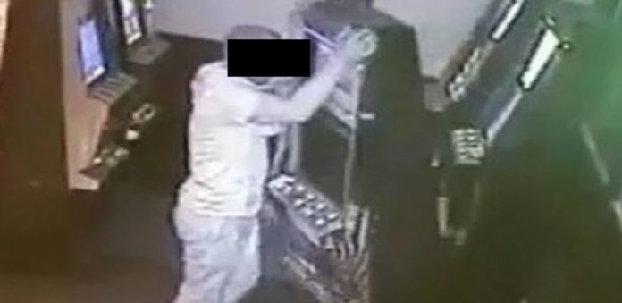 pacanele123-740x3601