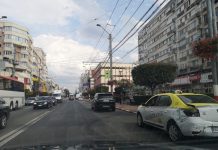 Taxi tamponat la Piața Mare, două victime rănite ușor