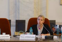 Își retrage demisia din magistratură