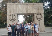 Turiști din Elveția, în vizită la Târgu Jiu