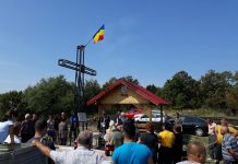 Galerie foto: Slujbă religioasă de înaltă ținută pentru localnicii din Bobu