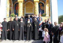 Sfântă Liturghie Arhierească la resfinţirea Bisericii din Parohia Frăteşti, comuna Leleşti judeţul Gorj – ,,Să nu uitaţi că Mântuitorul Iisus Hristos este prezent în viaţa dumneavoastră, că El răspunde la cererile dumneavoastră, dacă ascultaţi de El şi faceţi ceea ce vă va spune”!