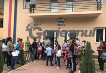 Proteste și certuri la Padeș, la începerea școlii!