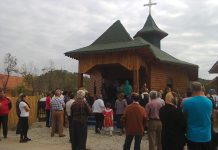 Sfântă Liturghie Arhierească la sfinţirea Bisericii din Parohia Turburea, judeţul Gorj – ,,Sfinţirea de astăzi este «darul» adus Lui Dumnezeu, pentru ca Dumnezeu să facă din biserica aceasta, lăcaşul Său”!