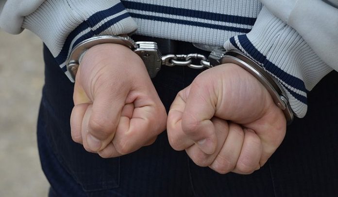 retinut-de-politisti